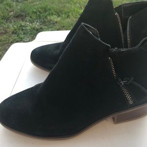Steve Madden black suede Ankle booties